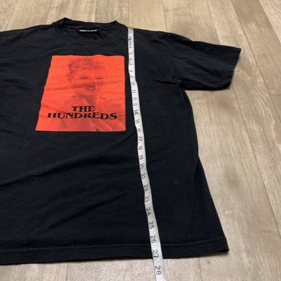 Mens‎ The Hundreds Crewneck Sexy Red Bomb Short Sleeve T-Shirt - Picture 5 of 8